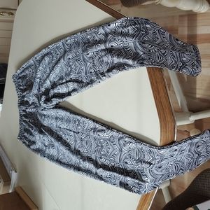 💖3/$15💖 Buskins Leggings (Kathy Brand)